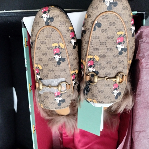 Guccix Disney Fur Princetown Mules - Picture 10 of 11
